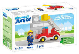 Playmobil JUNIOR:Πυροσβέστης με κλιμακοφόρο όχημα